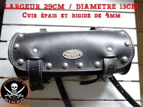 ACCESSOIRE DOKAZION...TROUSSE à OUTILS CUIR CLOUTÉE TRAVEL BAGS... #LABOUTIQUEDUBIKER 