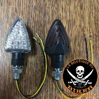 CLIGNOTANT HOMOLOGUE LED NOIR TRIANGLE...H68-9281 LA PAIRE Highway Hawk LED Turn signal set "Arrow" black E-mark /M10 mounting (2 Pcs)